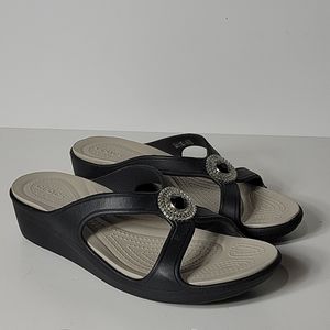 CROCS Sarah Black Wedge Sandals